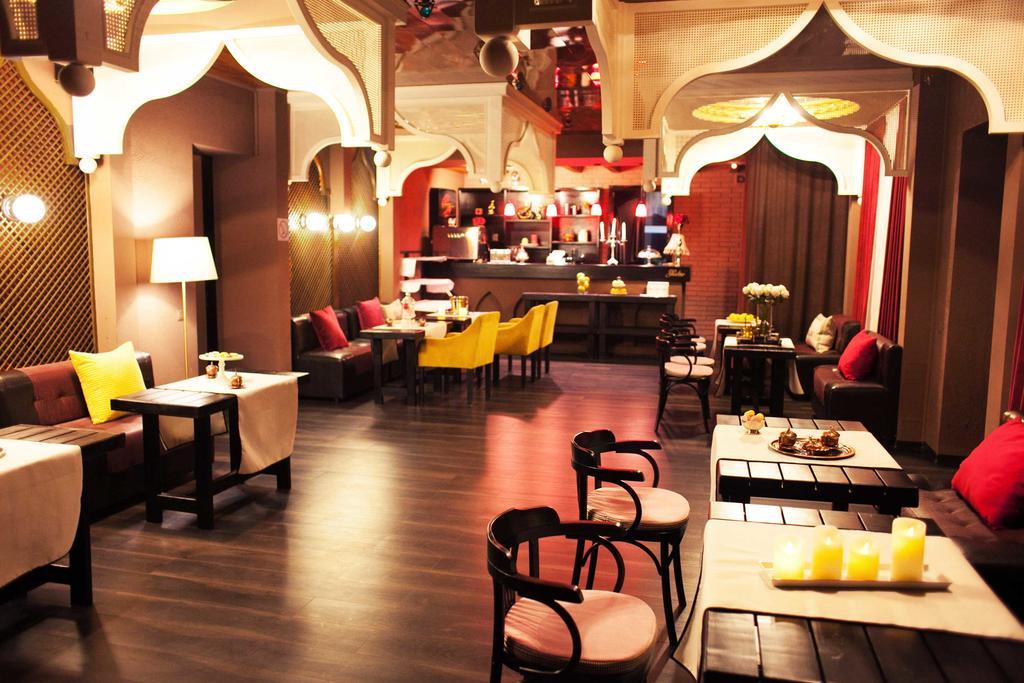 Shadow Boutique Hotel & Spa キシナウ エクステリア 写真