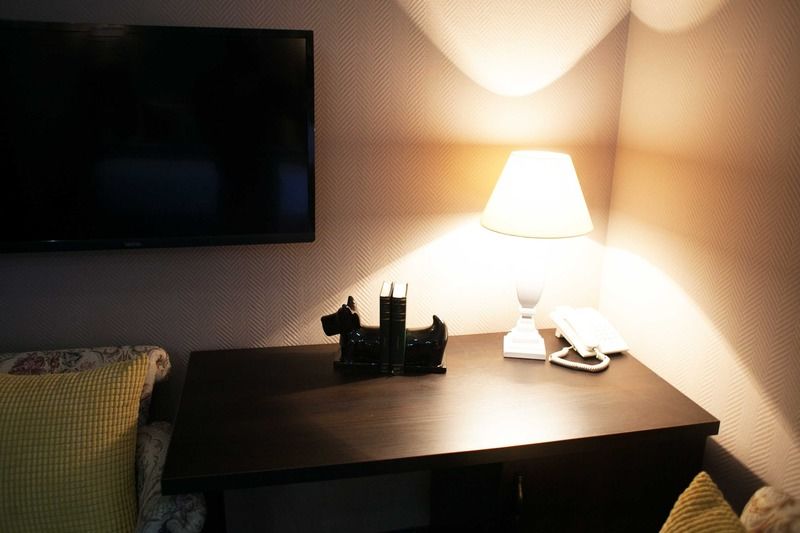 Shadow Boutique Hotel & Spa キシナウ エクステリア 写真