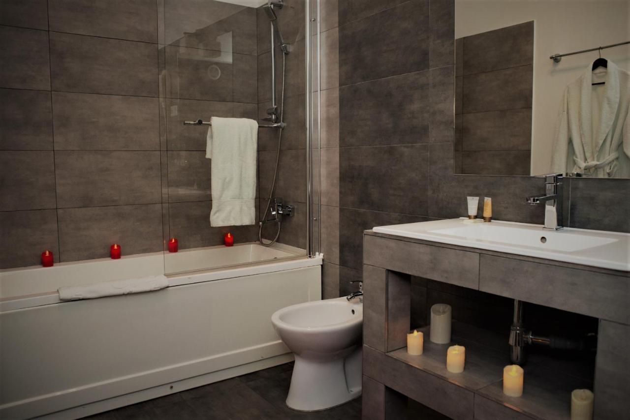 Shadow Boutique Hotel & Spa キシナウ エクステリア 写真