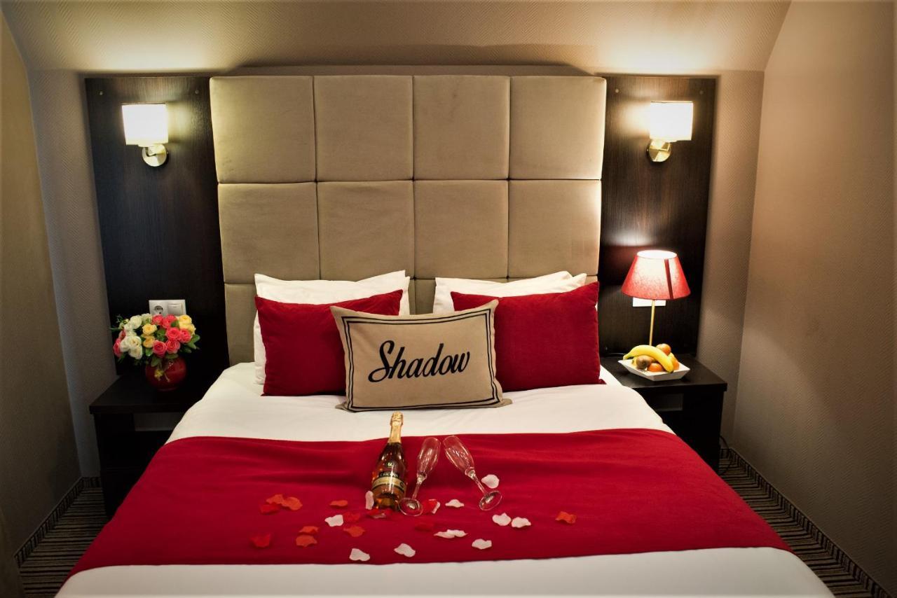 Shadow Boutique Hotel & Spa キシナウ エクステリア 写真